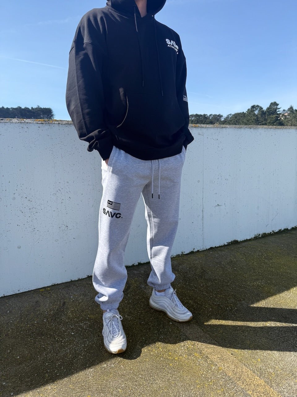 Outlier Sweatpants - SAVG AthleticsSJSSAVG Athletics
Quality Mens Lifting Sweatpants.